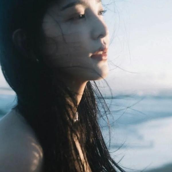 亚曼达厌世系